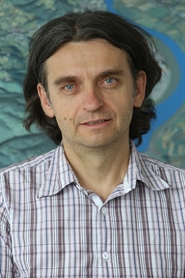 Nujno potreben glas